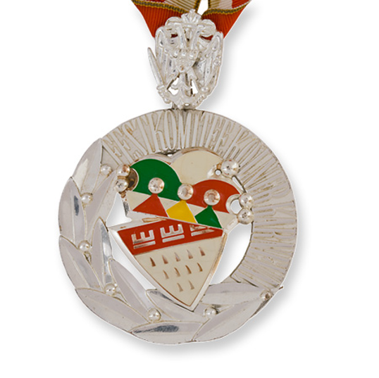 Verdienstorden FK Silber Verdienstorden Gold